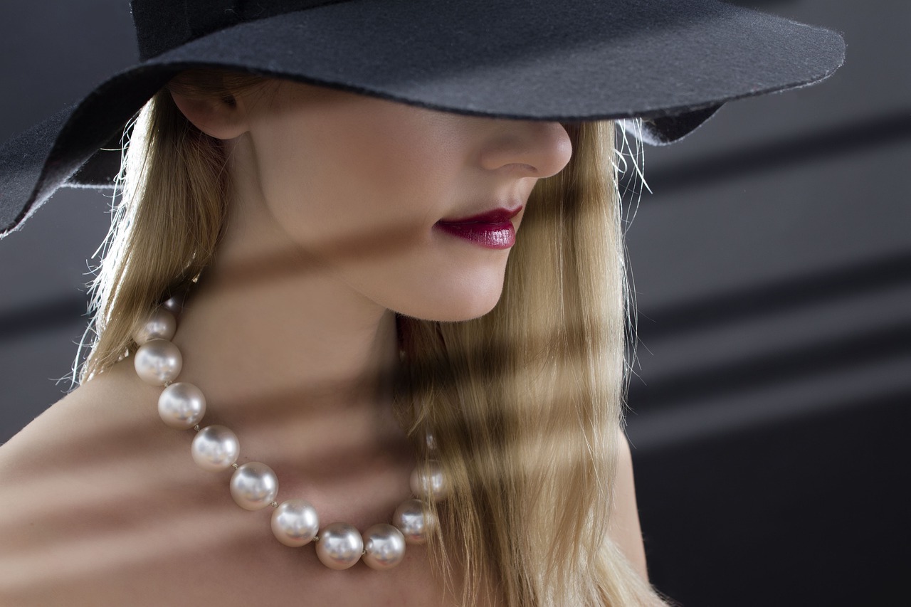 Men also love pearl necklaces at GioiaPura.it